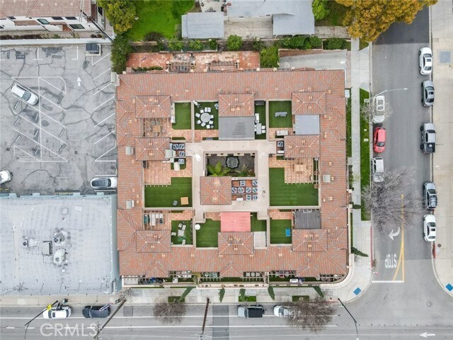 Building Photo - 201 N Reese Pl