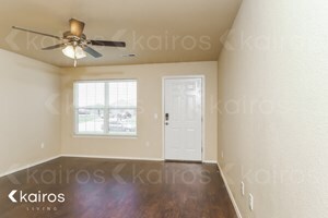 Building Photo - 3894 Thomas St