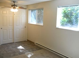 Living Room - Multnomah Garden Apartments
