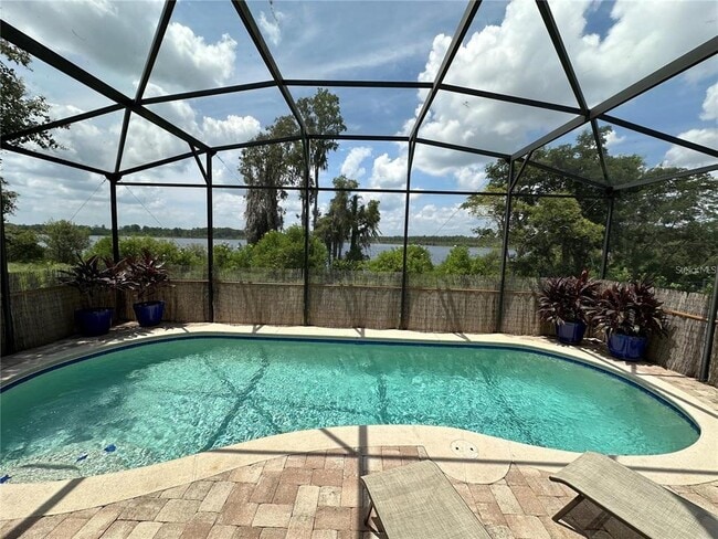 Primary Photo - 8370 Lookout Pointe Dr