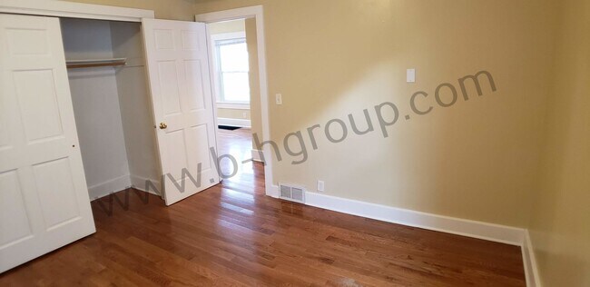 Building Photo - 6716 23rd Ave