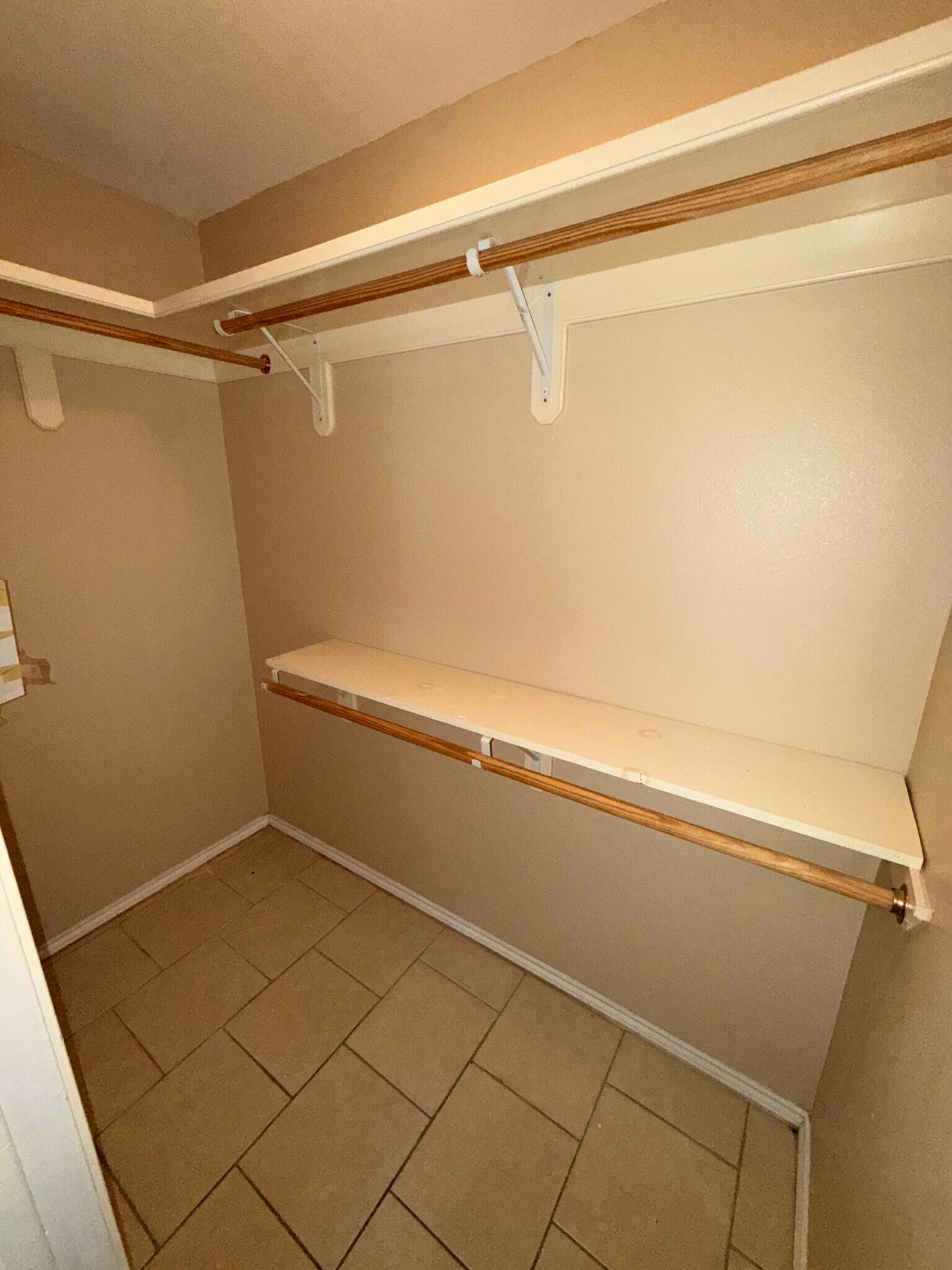 Master Bed Closet - 302 W Amy Dr
