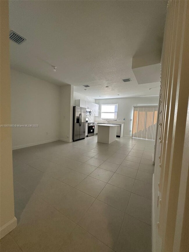 Building Photo - 12848 SW 232nd Ter