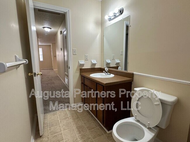 Building Photo - 4613 Renee St