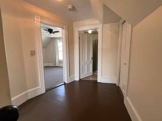Building Photo - 408 Porter St