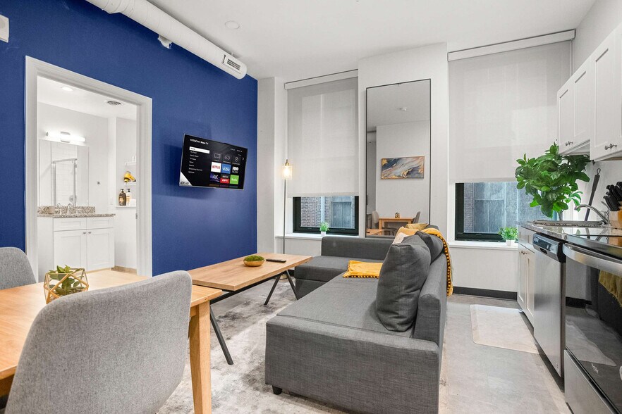 Building Photo - 209 9th St