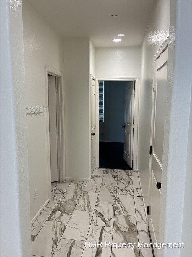 Building Photo - 3129 Mayacama Way