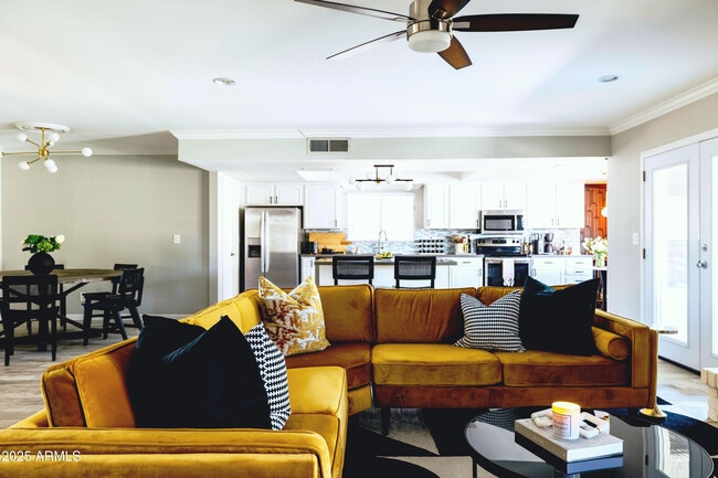 Building Photo - 4944 E Andora Dr