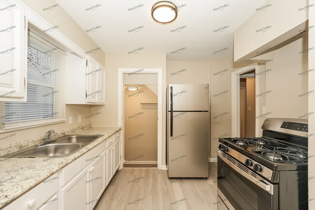 Building Photo - 3788 Lee Heights Blvd