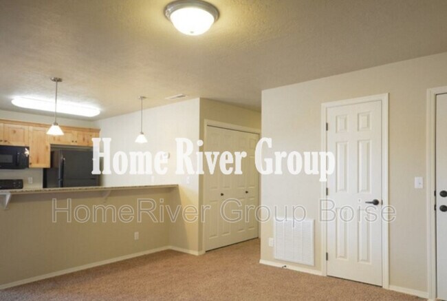 Building Photo - 6677 W Colehaven Dr