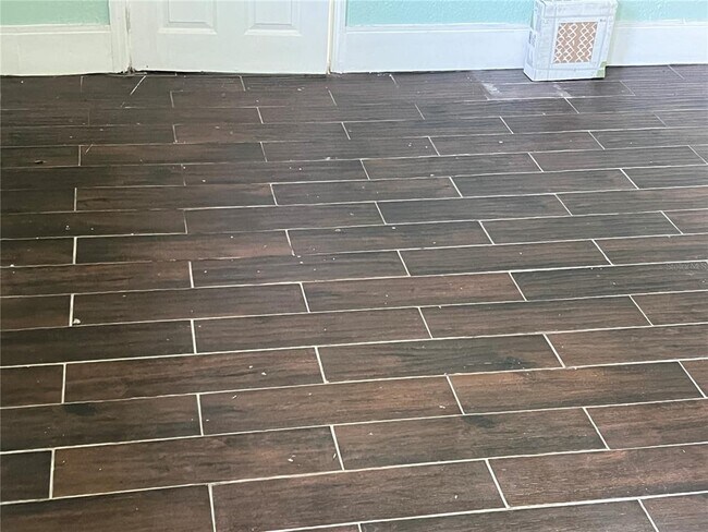 Building Photo - 2002 E 33rd Ave