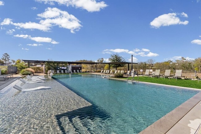 Building Photo - 7116 Silver Star Ln