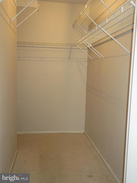 Building Photo - 5407A Aberdeen Dr