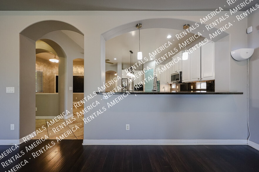 Building Photo - 21665 S 215th Pl