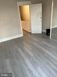 Building Photo - 5813 Hadfield St