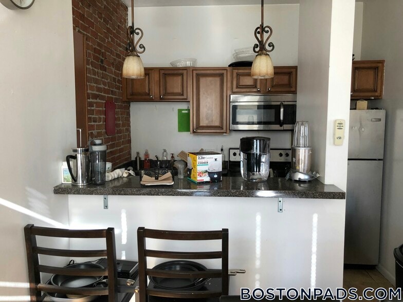 Building Photo - 23 Cortes St