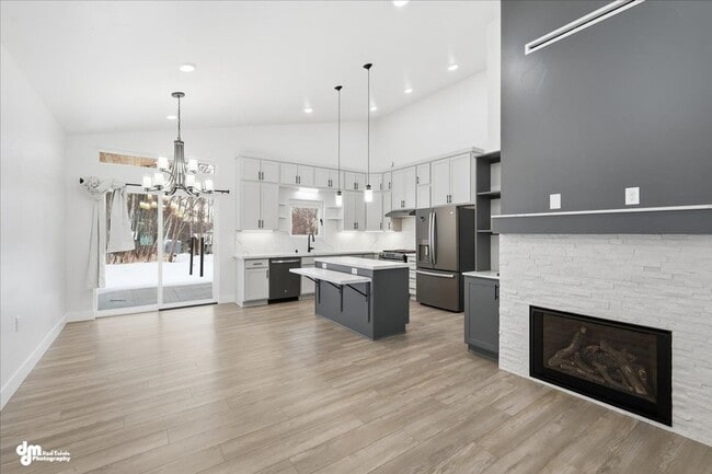 Building Photo - Fully ADA Accessible Home!