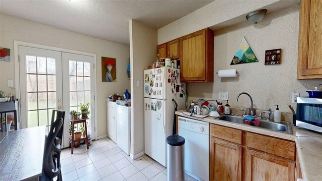 Building Photo - 1209 Georgia St