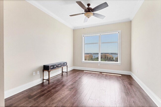 Building Photo - 130 Riviera Dunes Way