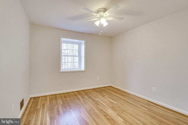 Building Photo - 3227 Dunster Ct