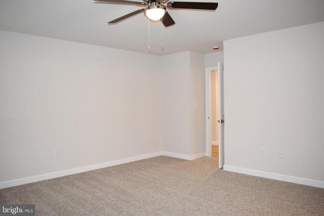 Building Photo - 1471 Treeline Dr