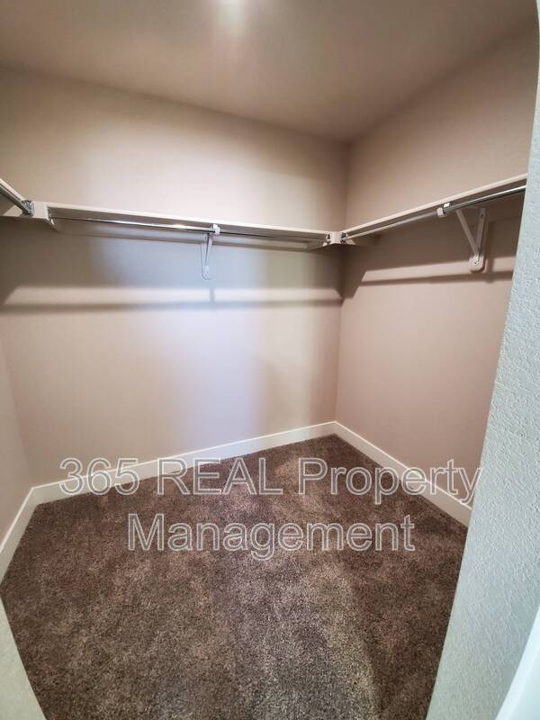 Building Photo - 1721 Westward Cir