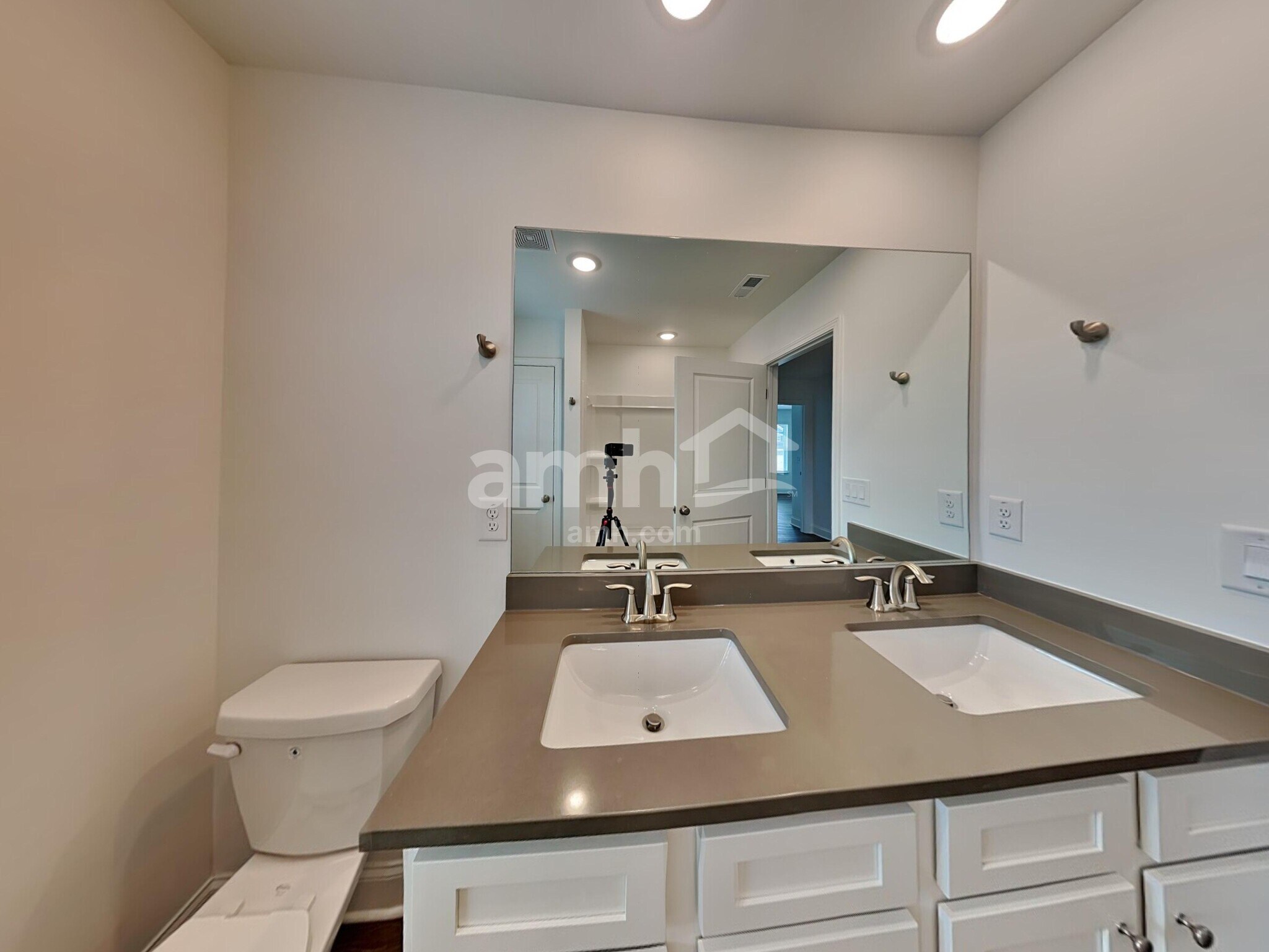 Building Photo - 1335 Soapstone Rd