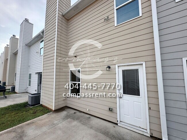 Building Photo - 218 Lyndon Wy NW