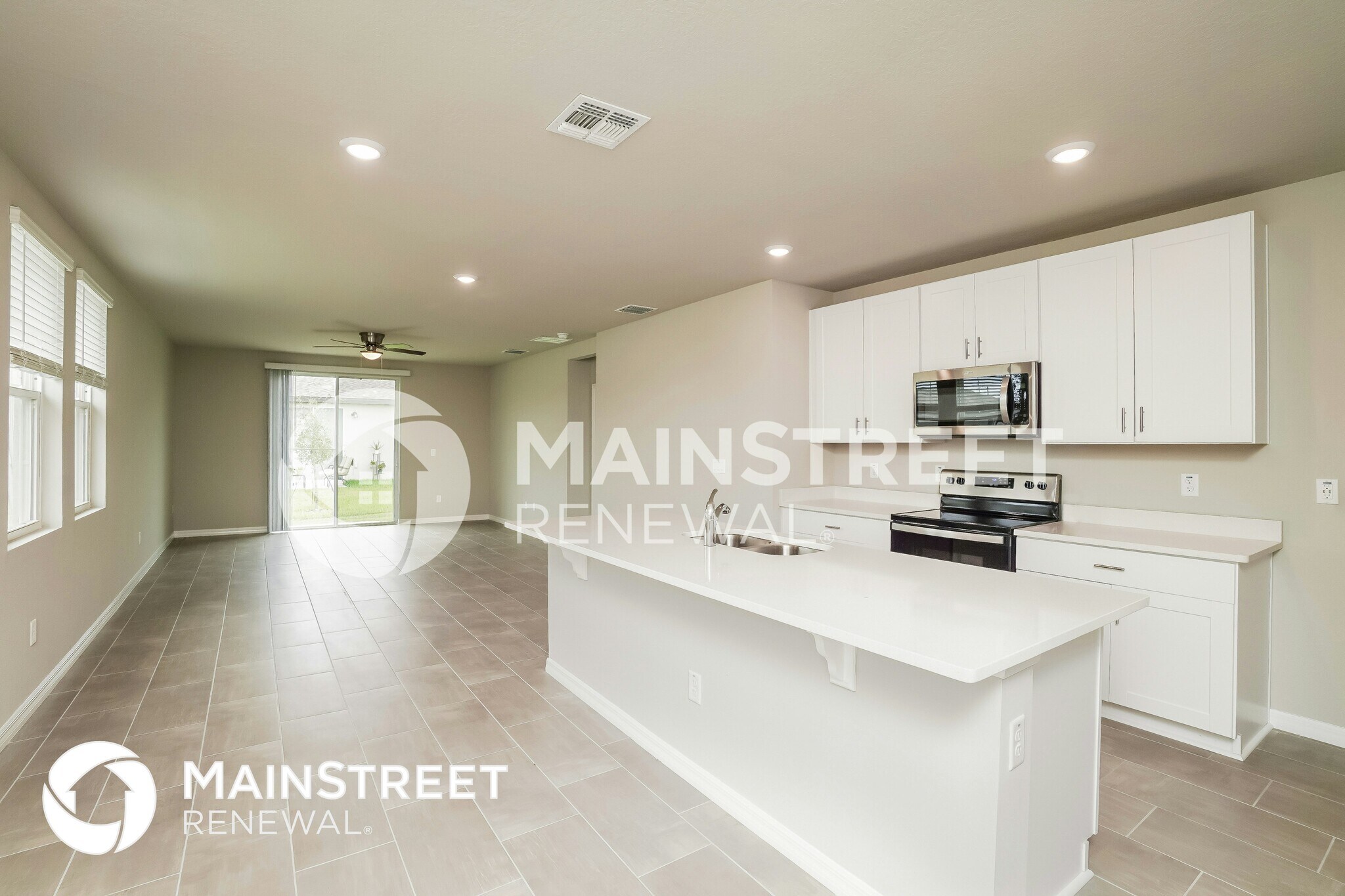 Building Photo - 3368 Fresno Pl