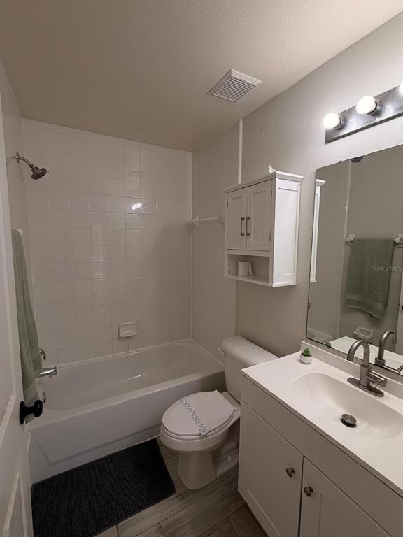 Building Photo - 15336 Margaux Dr