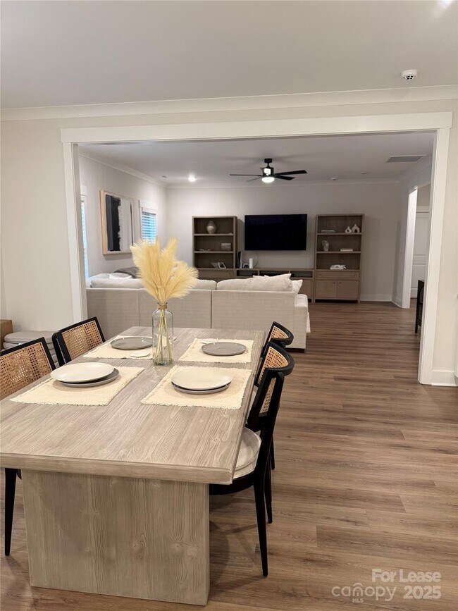 Building Photo - 302 Lester Davis Rd