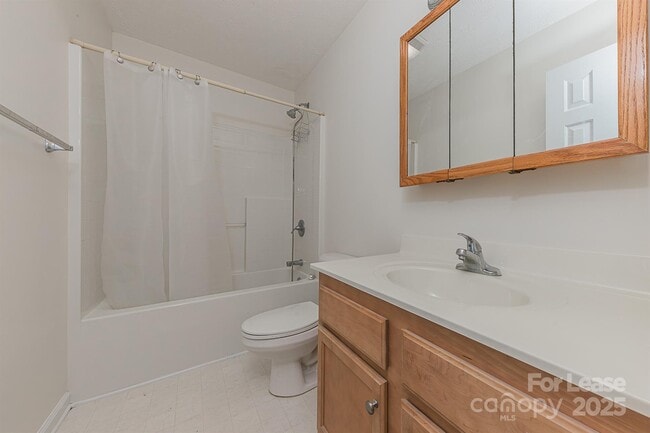 Building Photo - 110 Mendover Dr