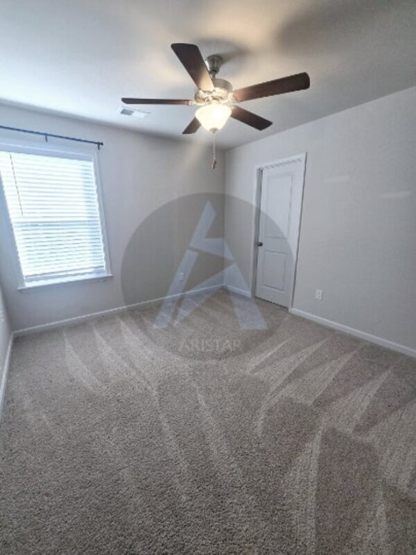 Building Photo - 19 Rushing View Glen