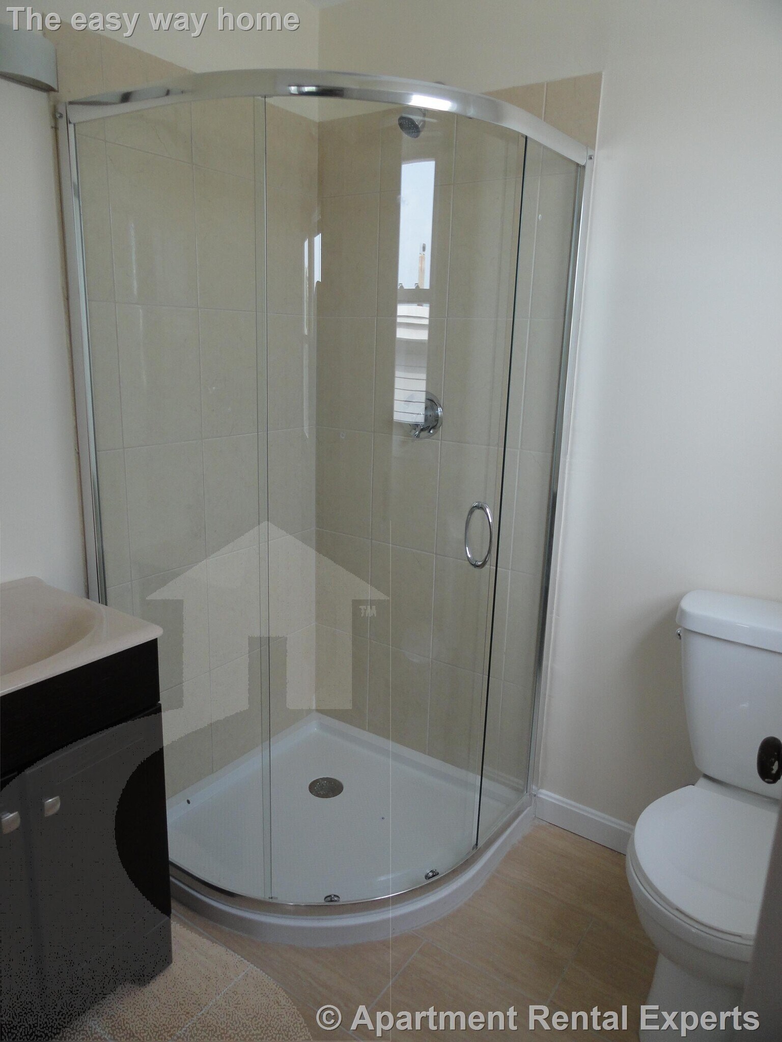 Building Photo - 18 Bond St