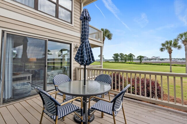 Building Photo - 814 Harbour Point Dr