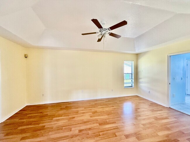 Building Photo - Annual Rental