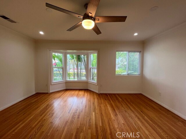 Building Photo - 4316 Greenbush Ave
