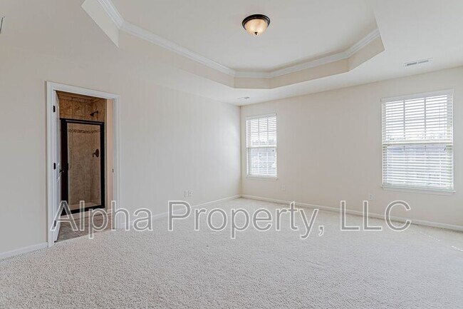Building Photo - 12 Irvington Dr