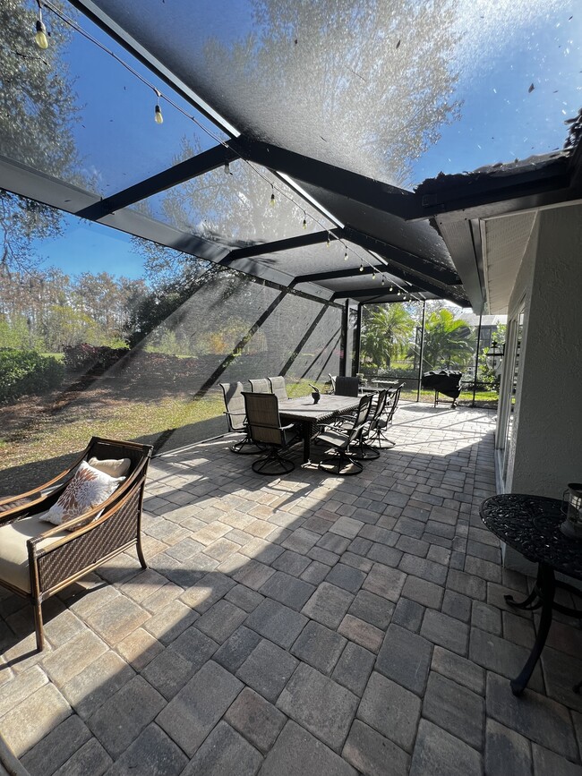 Building Photo - 9421 Old Hickory Cir