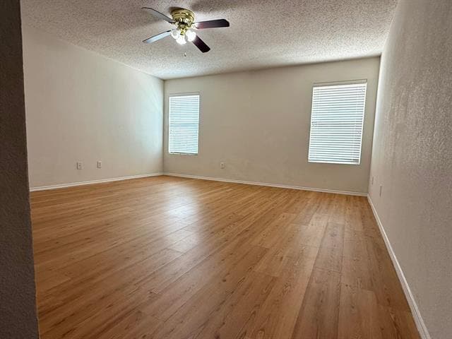 Building Photo - 932 White Dove Dr