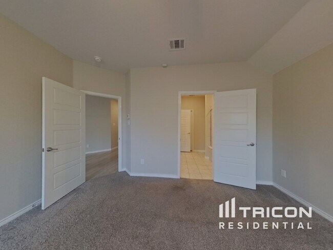 Building Photo - 126 Colony Way