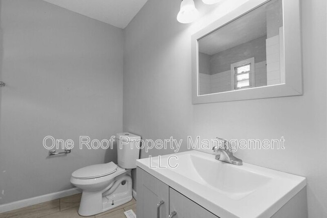 Building Photo - 937 Metropolitan Ave