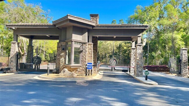 Building Photo - 6980 SW 179th Ave Rd