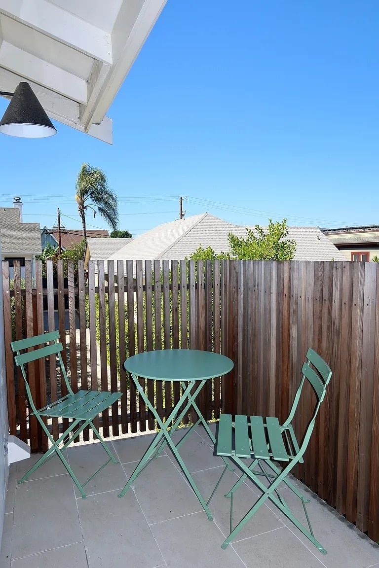 Building Photo - 1388 Lucile Ave