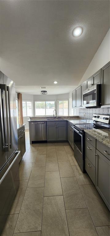 Building Photo - 41 Barbera Ln