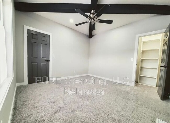 Building Photo - 1402 Dorcas St
