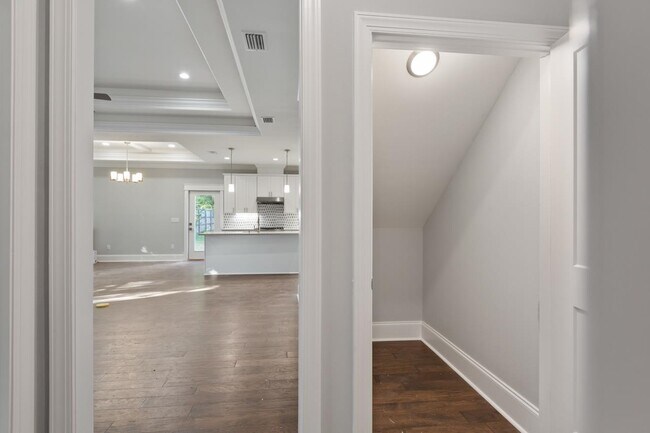 Building Photo - 1575 Cherry Blossom Cir