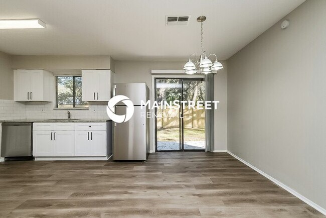 Building Photo - 3 Bedroom Pet-Friendly Home in NEW PORT RICHEY, FL with Main Street Renewal
