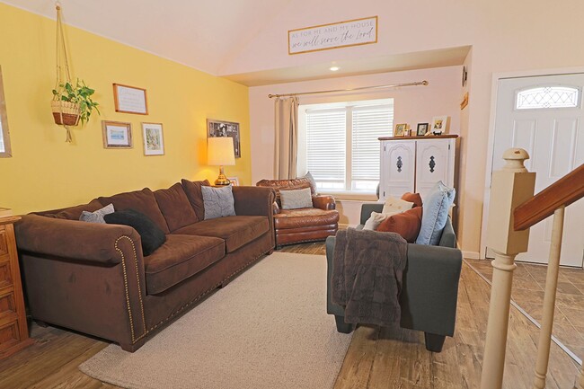 Building Photo - 2642 Fanto Ct