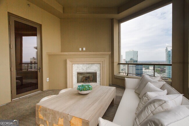 Building Photo - 3376 Peachtree Rd NE